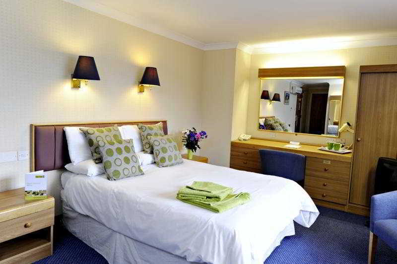 Link Hotel Loughborough Room photo